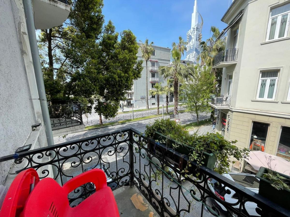 Центр Города Батуми Apartment Rustaveli 13 Exteriör bild