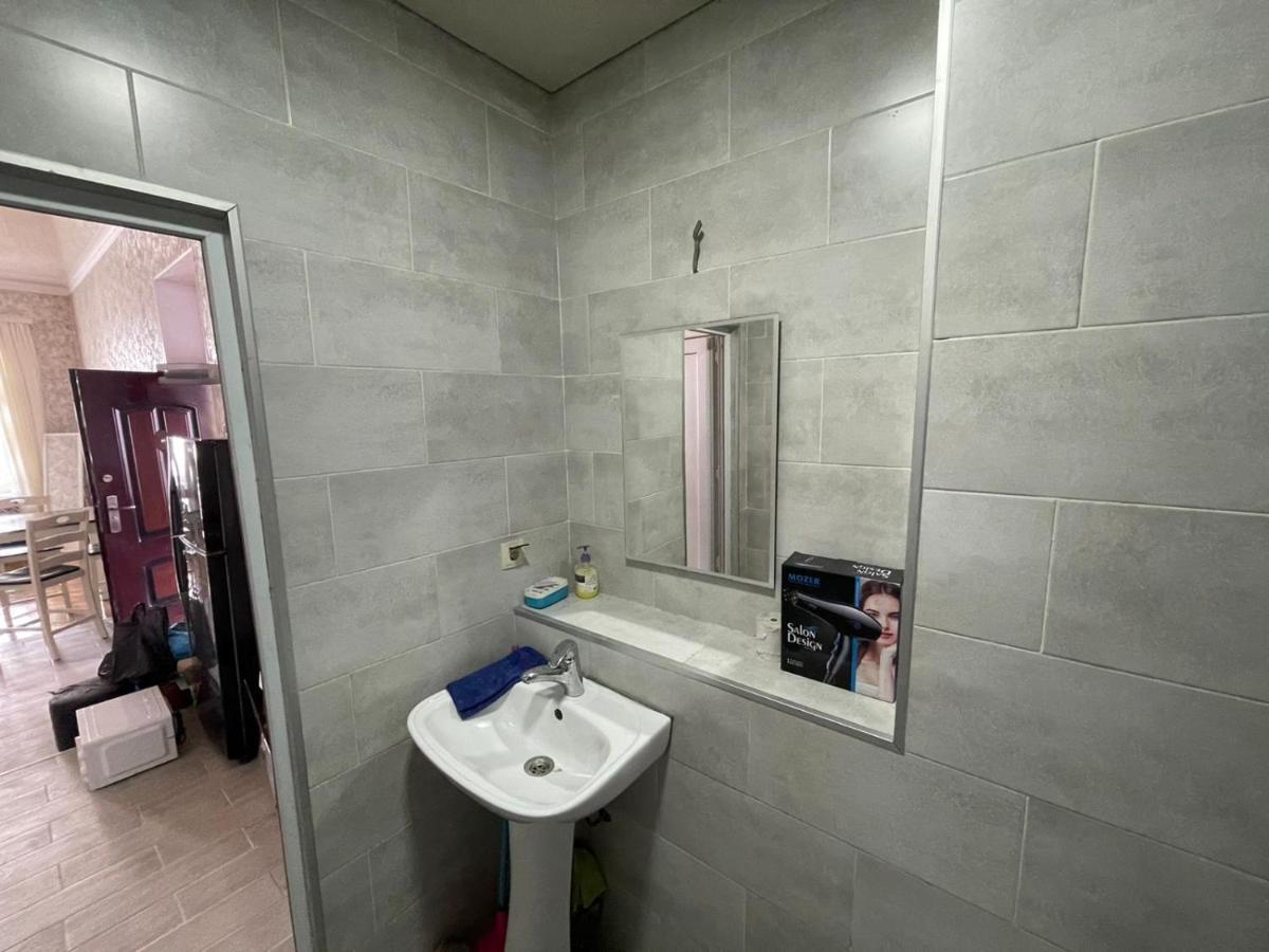 Центр Города Батуми Apartment Rustaveli 13 Exteriör bild