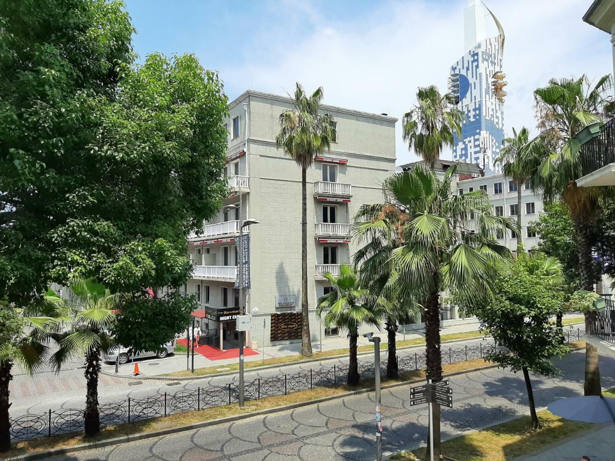 Центр Города Батуми Apartment Rustaveli 13 Exteriör bild